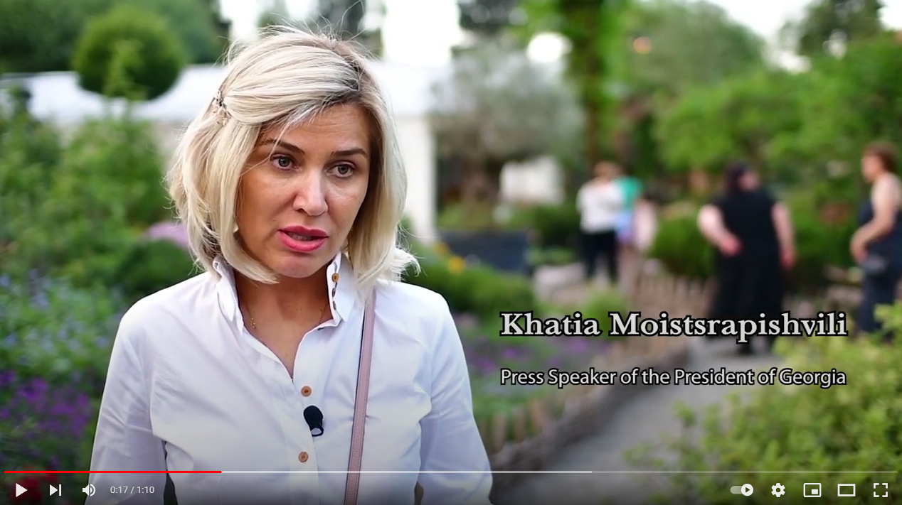 Green minute -  Khatia Moistsrapishvili