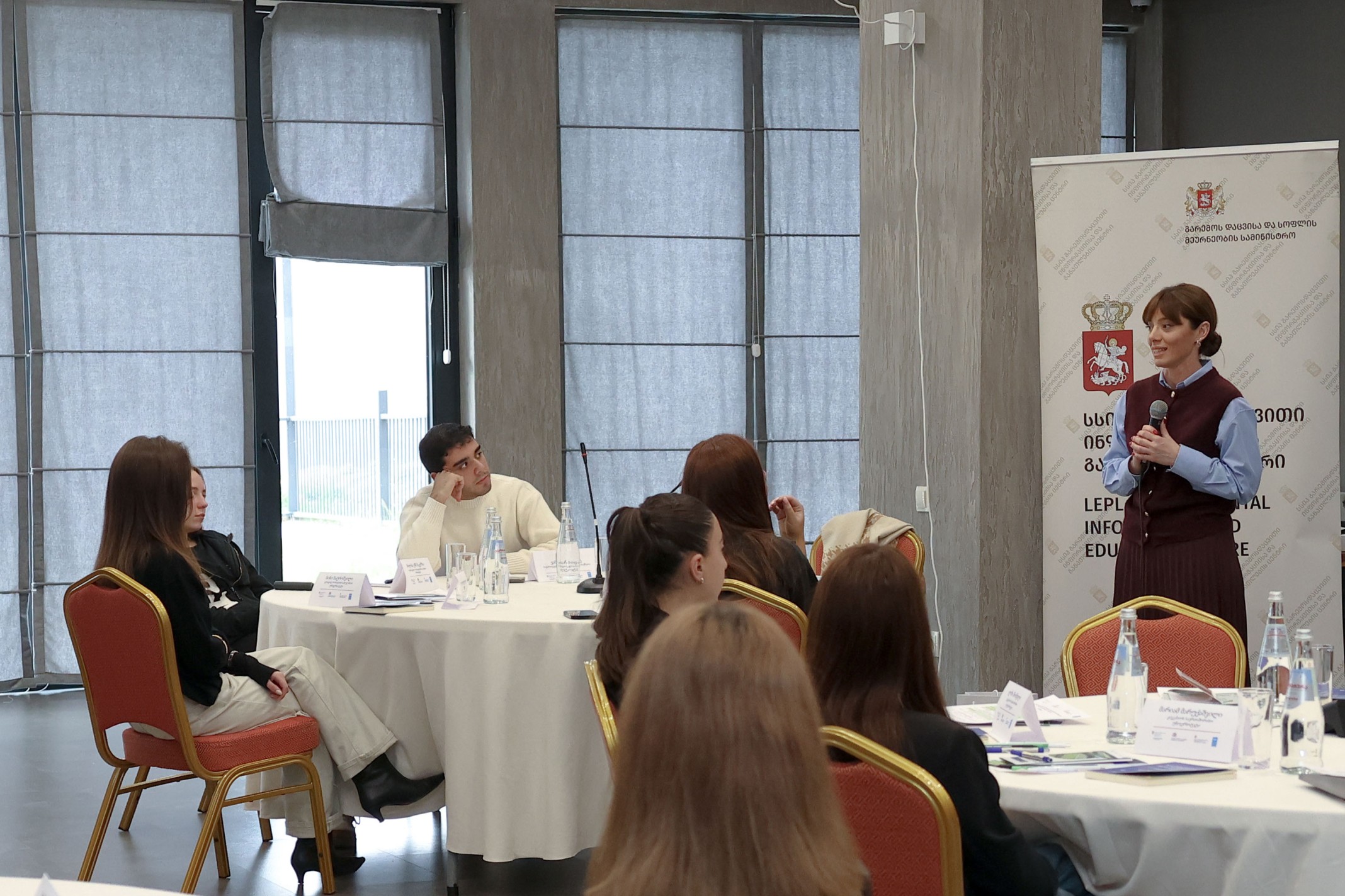 გარემოსდაცვითი ინფორმაციისა და განათლების ცენტრის ორგანიზებით,  სტუდენტებისთვის საგანმანათლებლო შეხვედრა გაიმართა